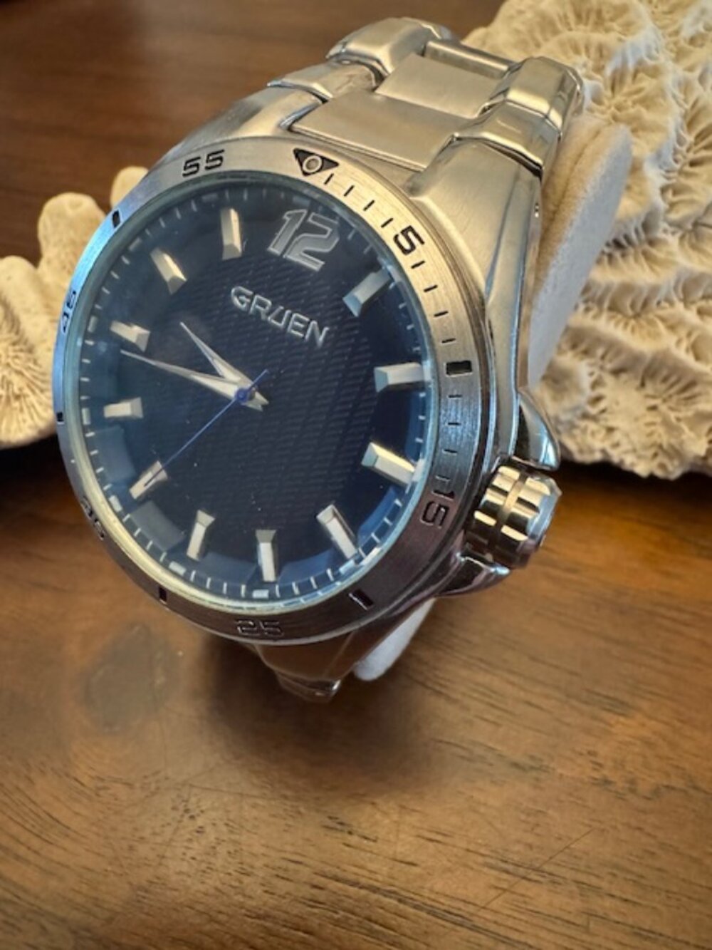 Gruen - Men's Quartz Analog Watch 43mm - Blue Dial - Excellent Condition